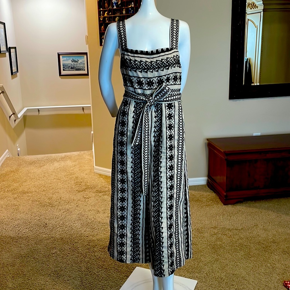 ALICE + OLIVIA LUCIE GEOMETRIC FLORAL EMBROIDERED LINEN CROP LEG JUMPSUIT 6 NWOT